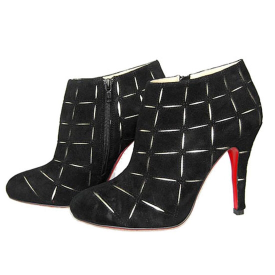 christian louboutin outlet location